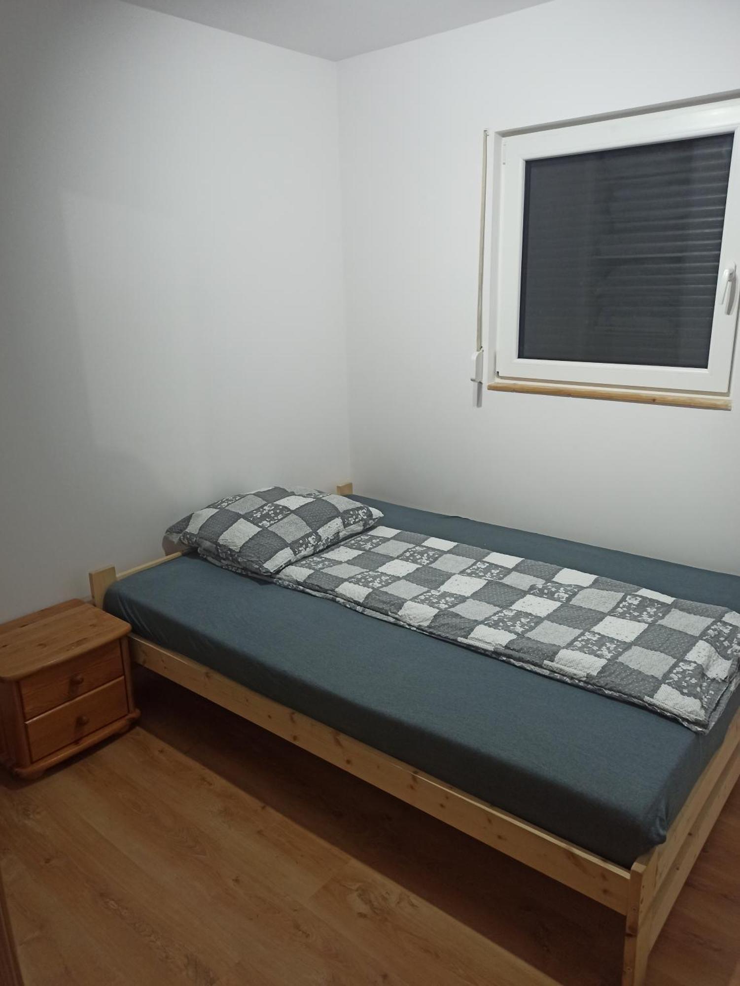 Domki Pod Sosnami Miedzychod Buitenkant foto