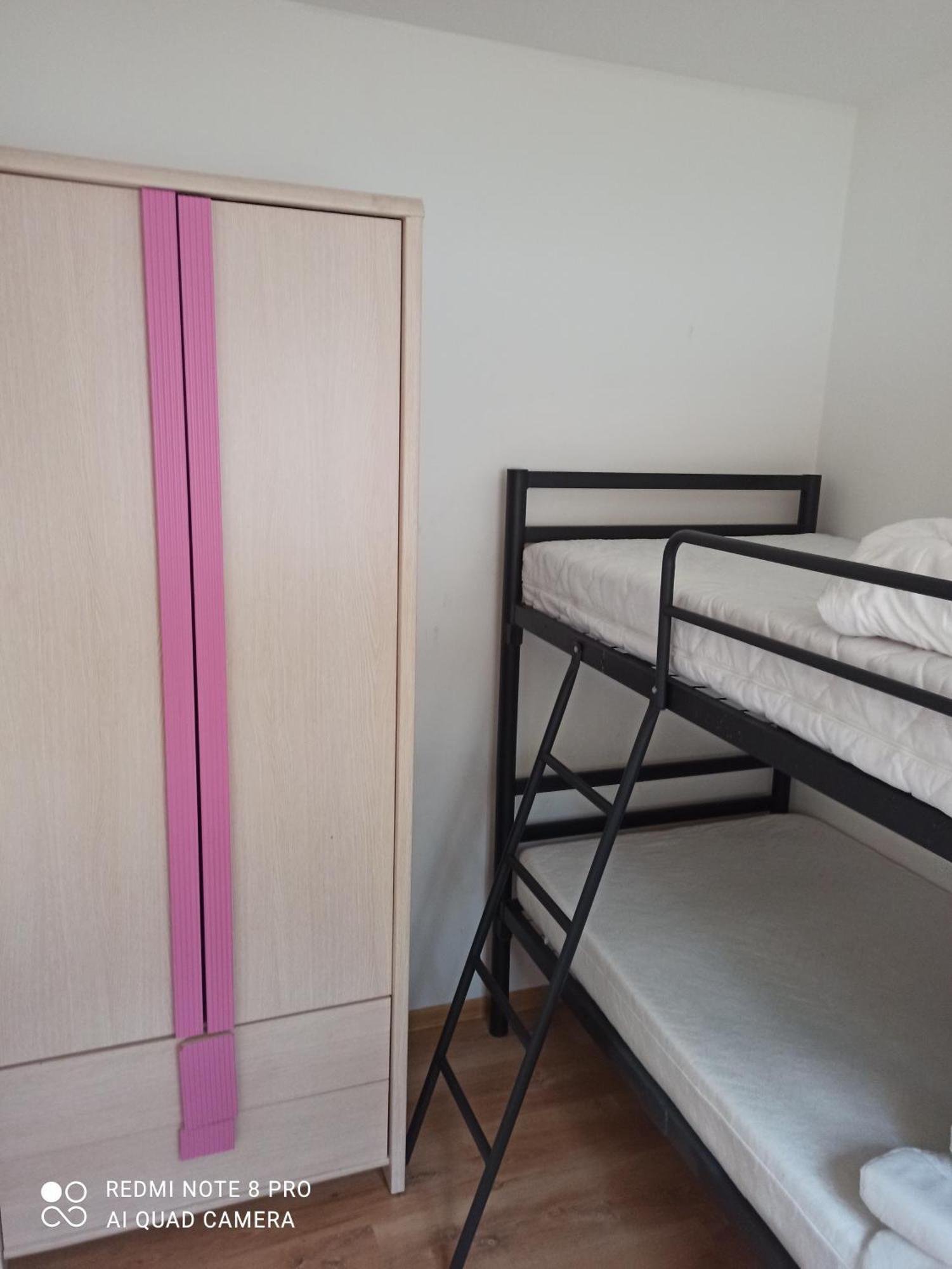 Domki Pod Sosnami Miedzychod Buitenkant foto